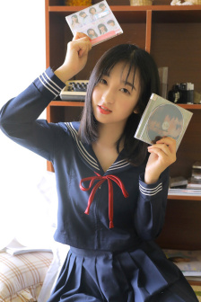 钟爱宝 性女传奇